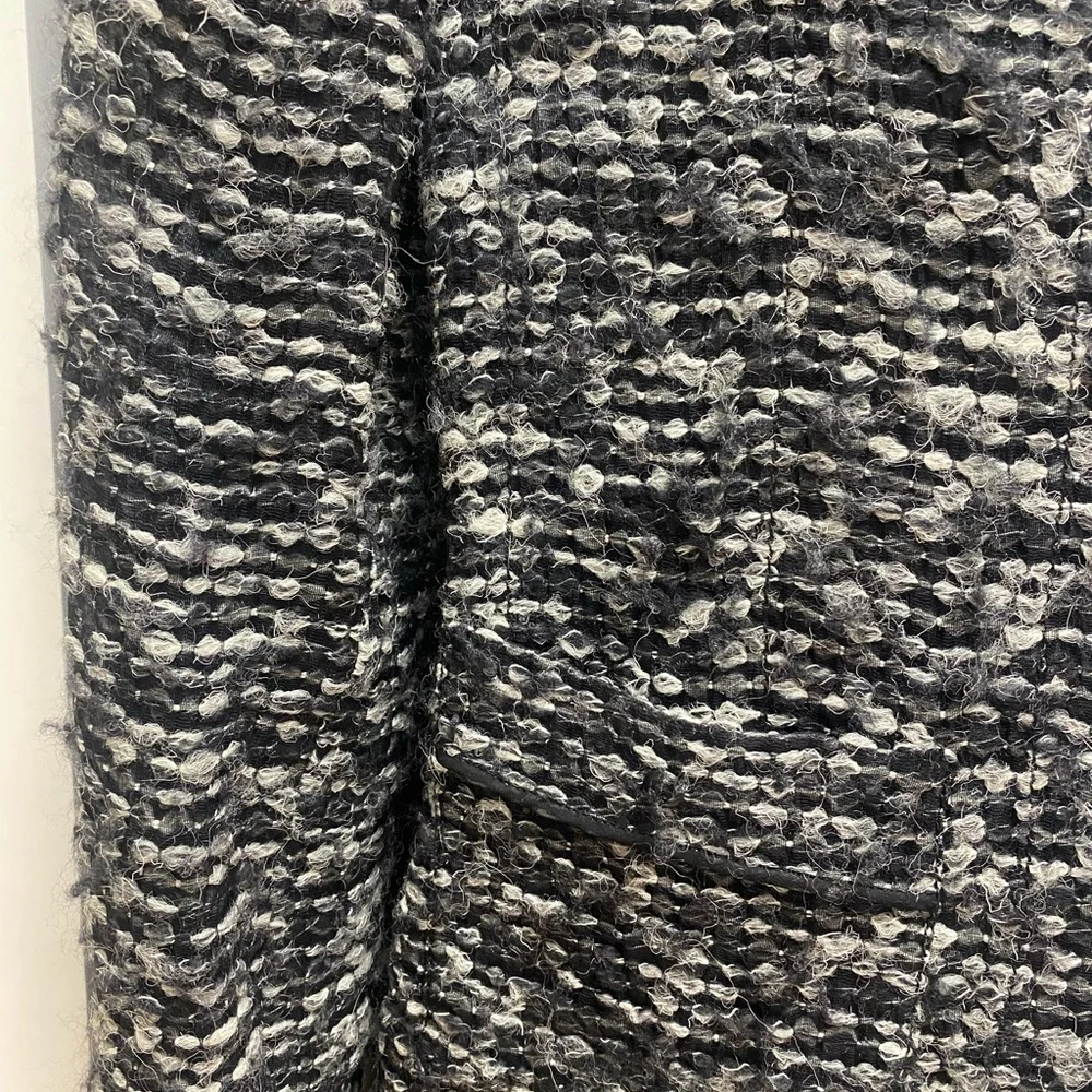 Prada Black & White Bouclé Blazer Jacket - Picture 4 of 5